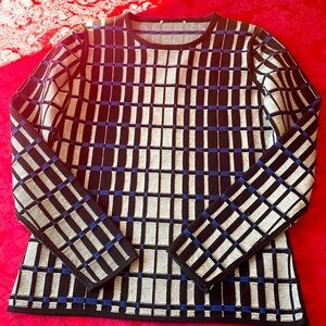Hugo Boss Viscose sweater Large (made in Italy so fits more an American Medium)